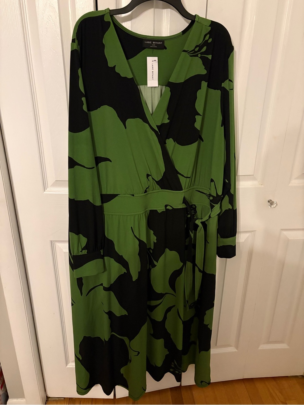 Lane Bryant Black and Green Floral Wrap Dress - Picture 2 of 9